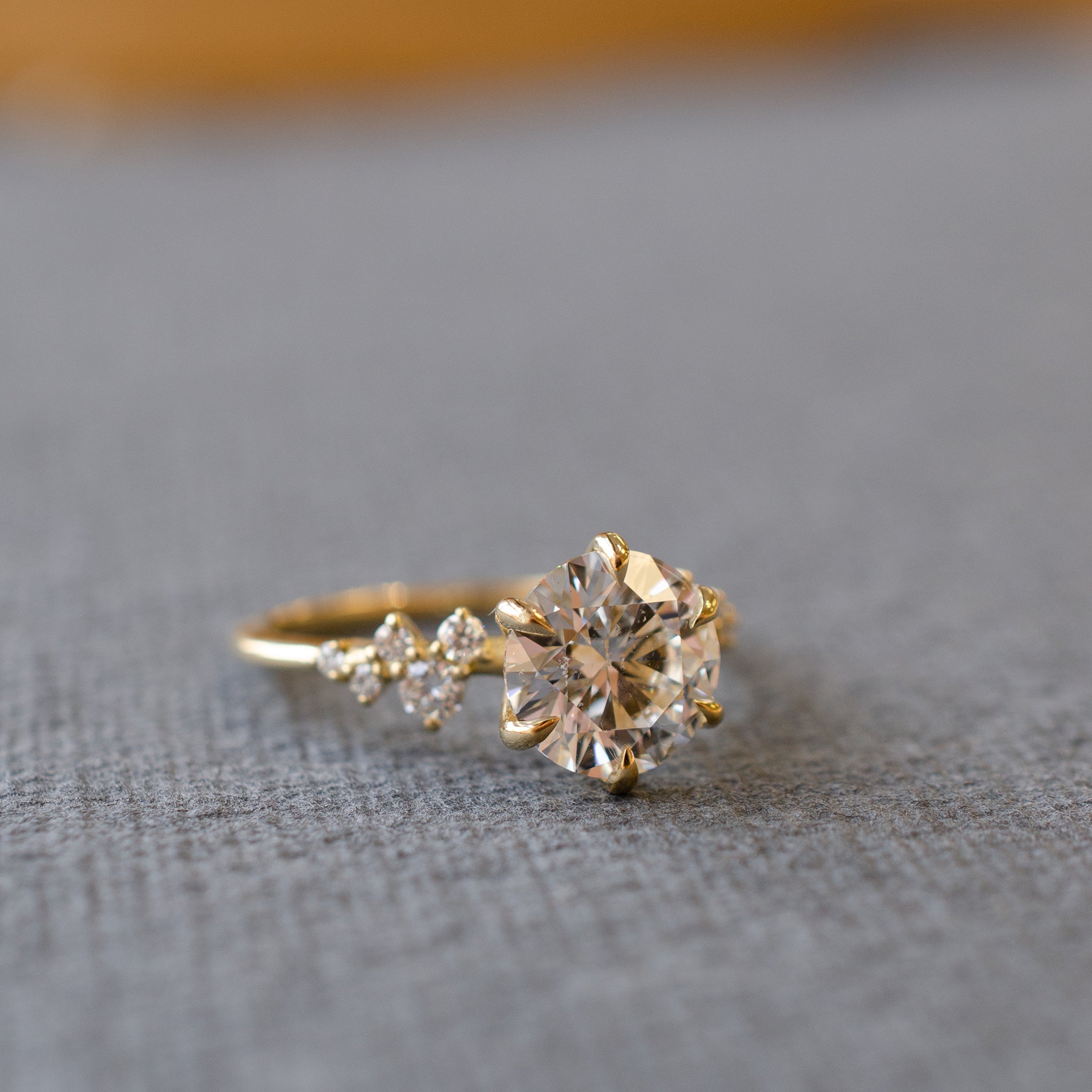 2ctLabgrowndiamondengagementringelement_0000s_0002_2ctLabgrowndiamondengagementringelement6.jpg