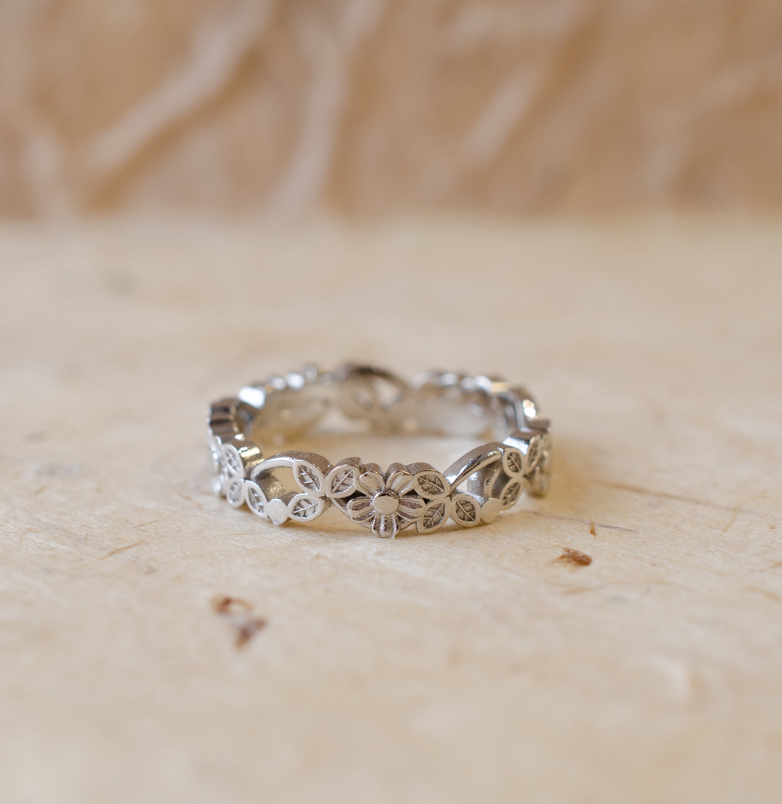 Ladies Floral Eternity Wedding Ring