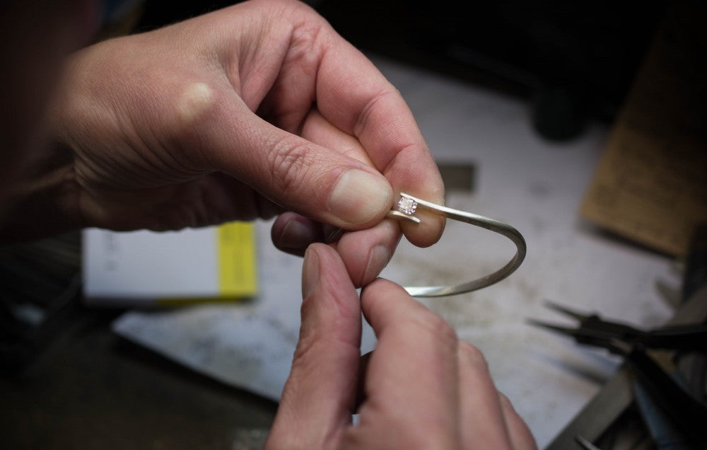 Element Bespoke Jewellery 18ct white gold bangle