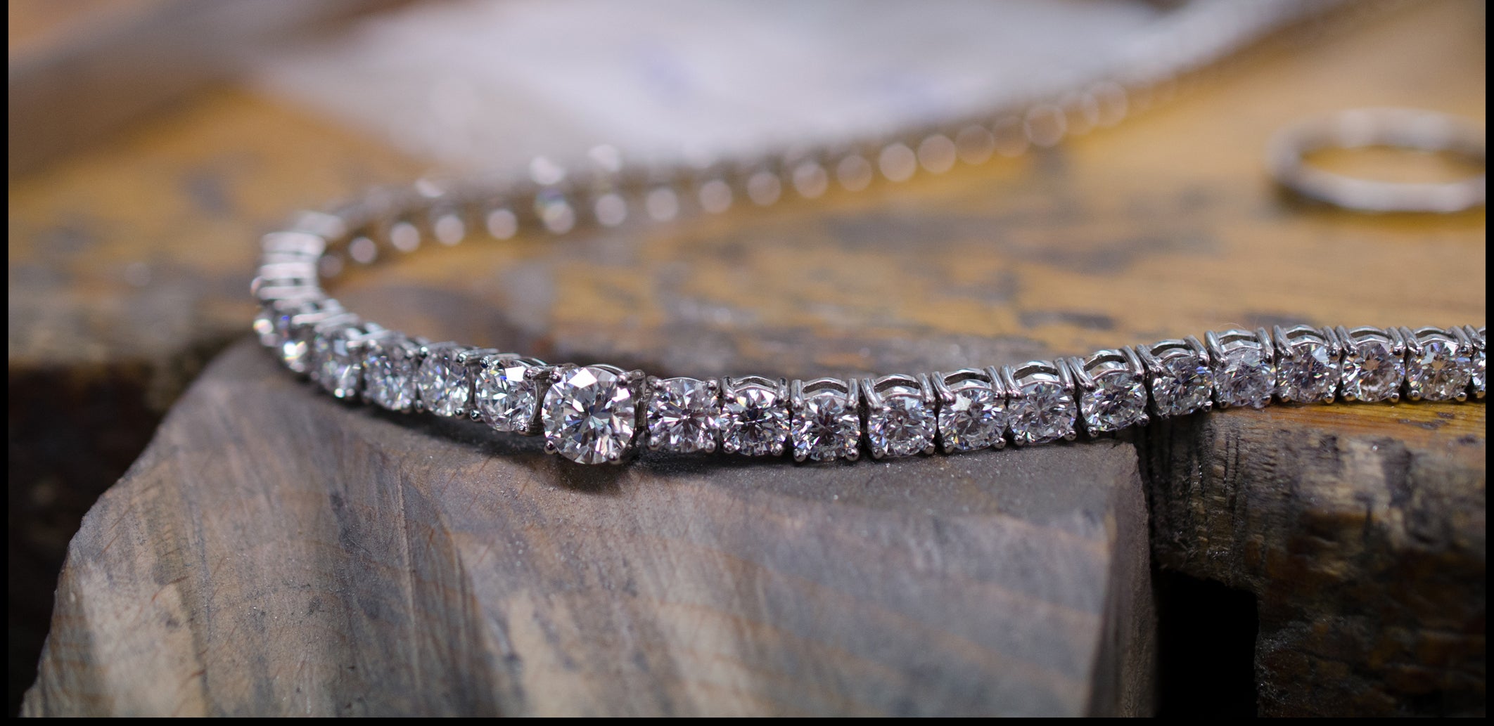 platinum diamond tennis bracelet