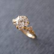 Six Claw Twist Scattered Shoulder Diamond Engagement Ring