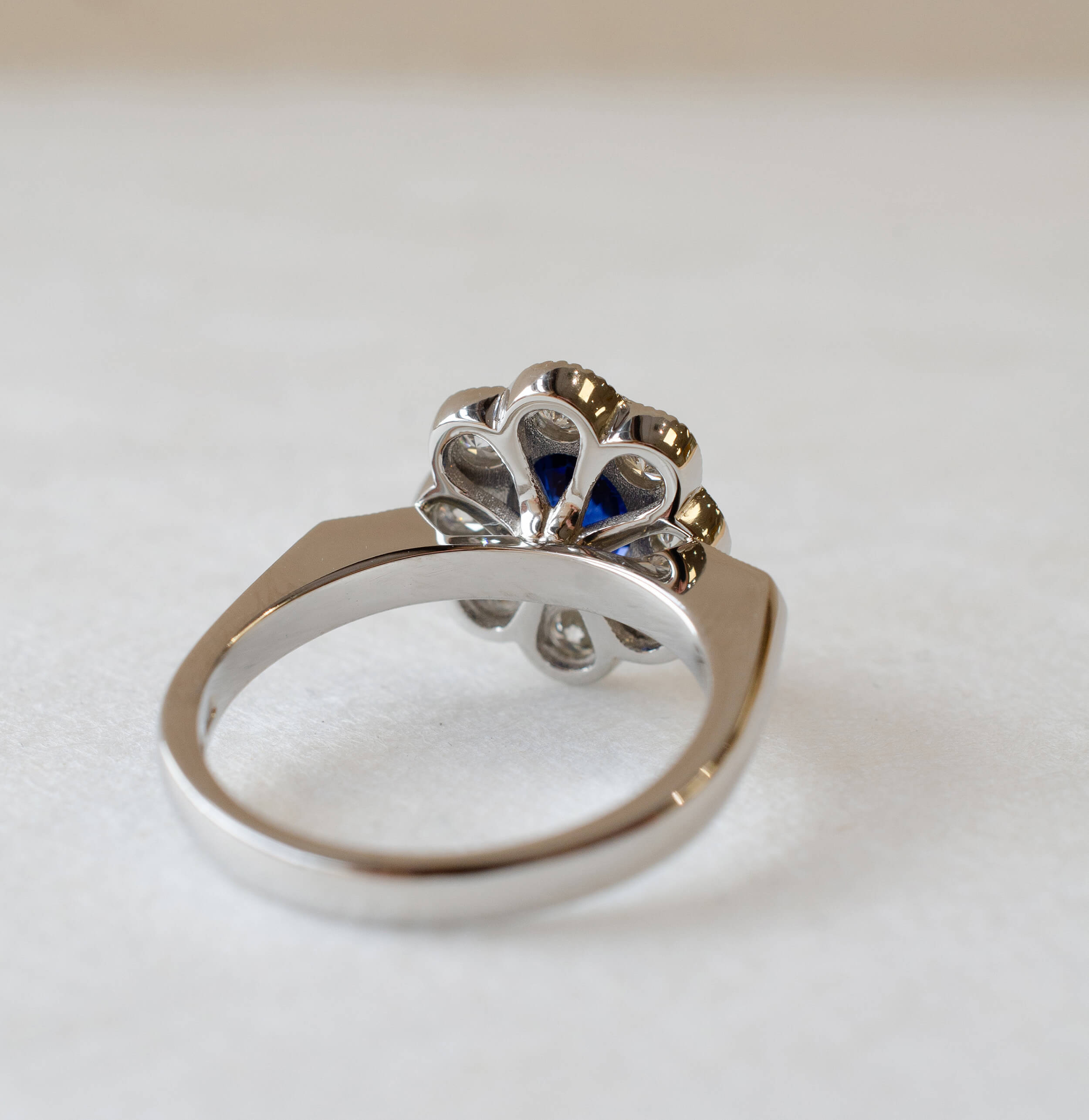 platinum cluster ring with sapphire diamonds