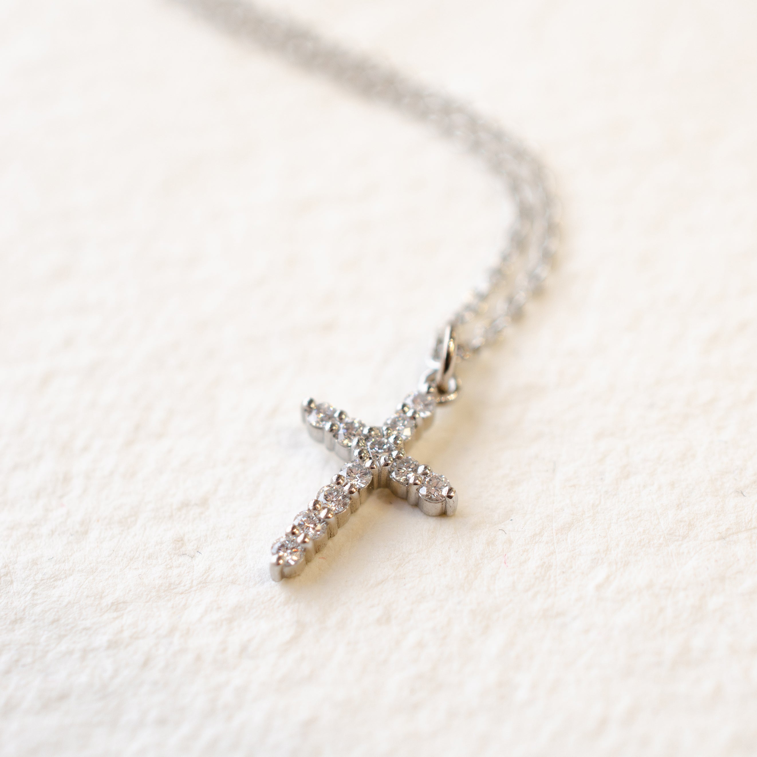 DiamondCrucifixCrossPendantNecklace18ctGold_0002_ElementBespokeJewellery-358.jpg