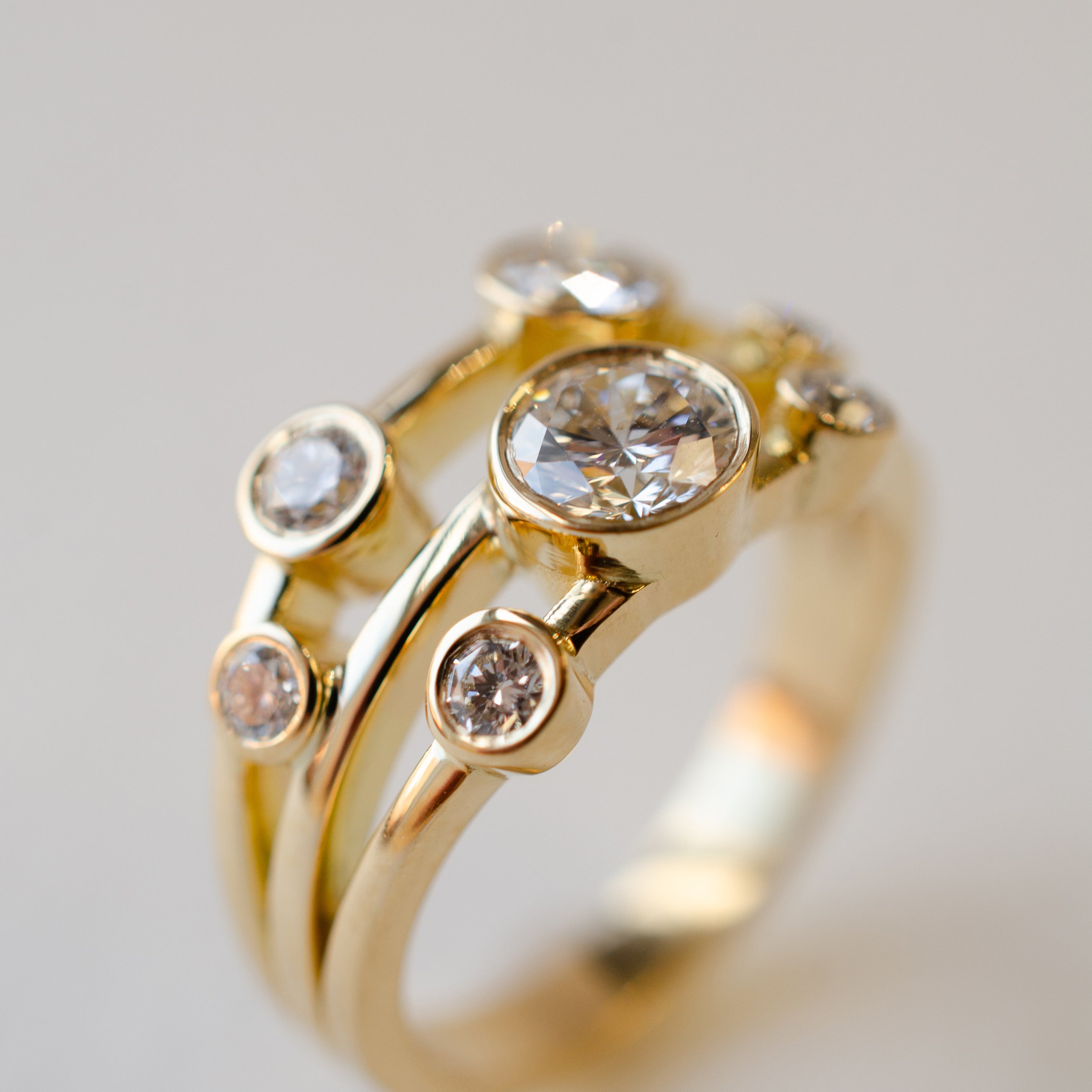 Diamond Bubble Ring Gold