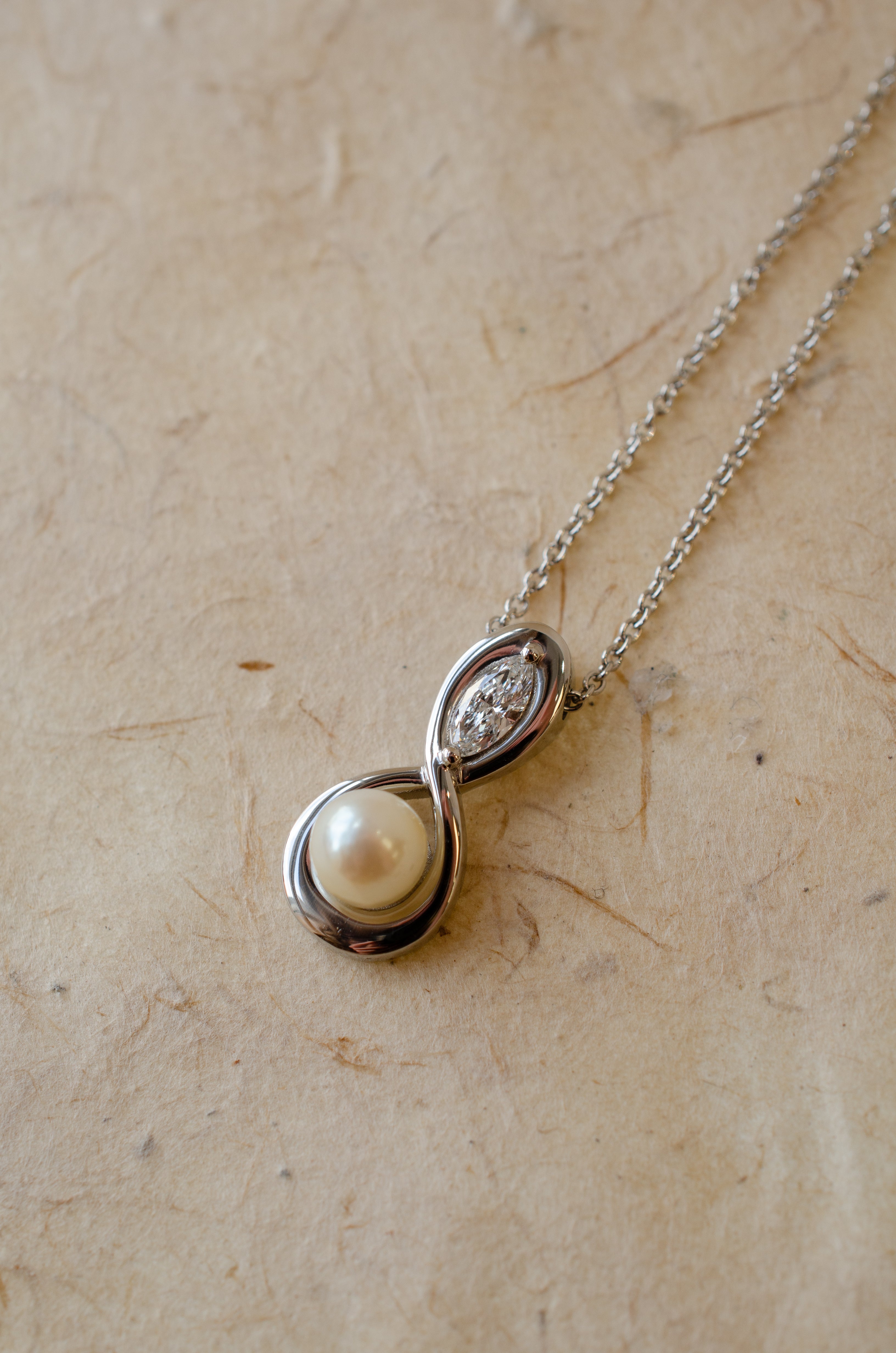 Platinum Diamond & Pearl Infinity Necklace – Elementbespokejewellery