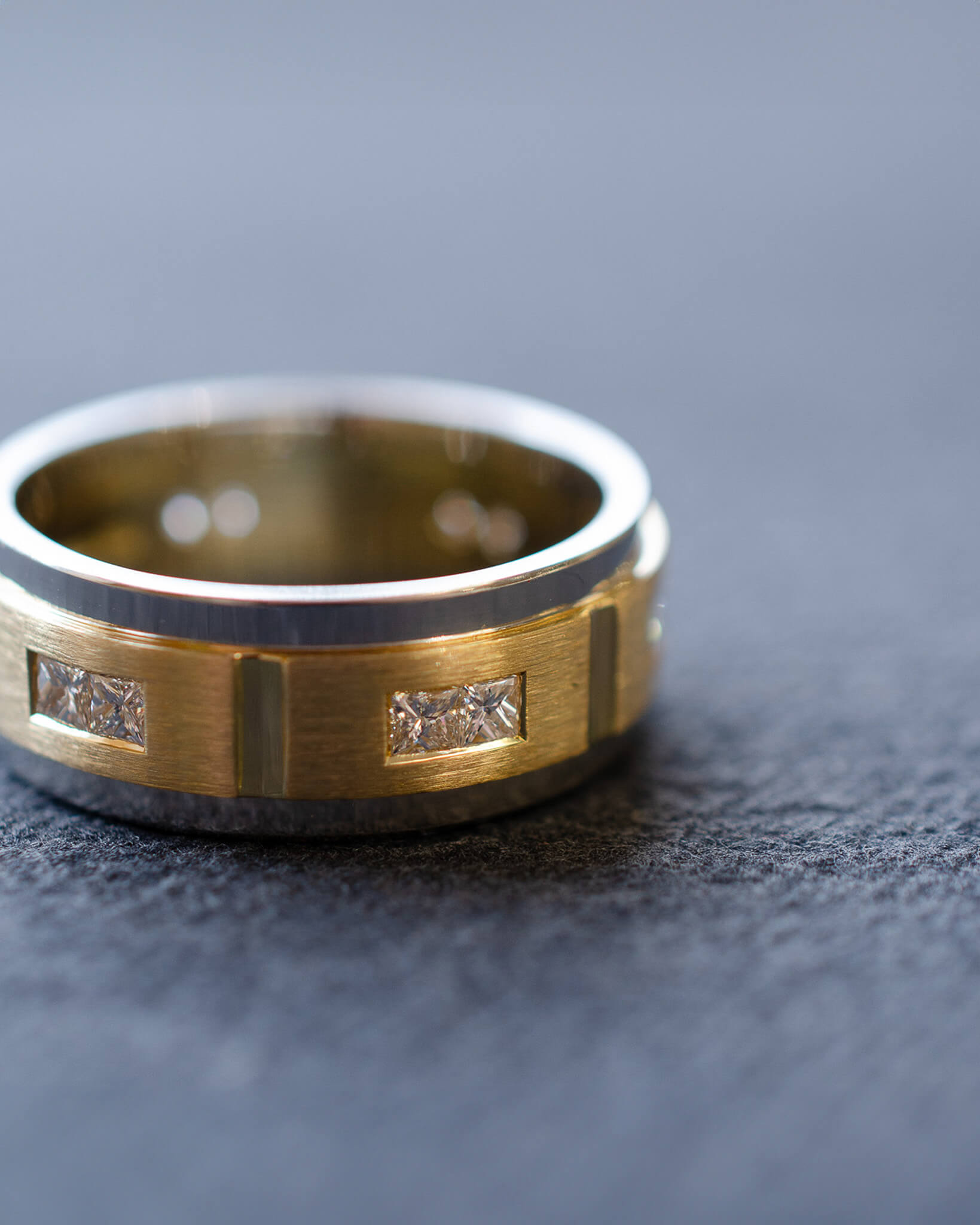 18ct yellow gold and platinum wide men's wedding band with diamonds 